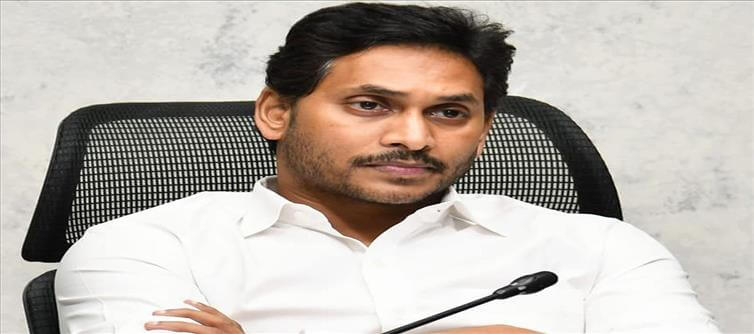 సలహాల కోసం జగన్‌ ఖర్చు.. రూ. 680 కోట్లు?