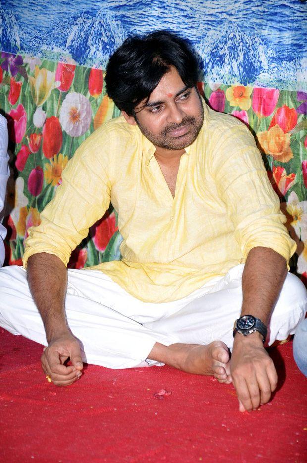 Pawan Kalyan Simplicity Photos