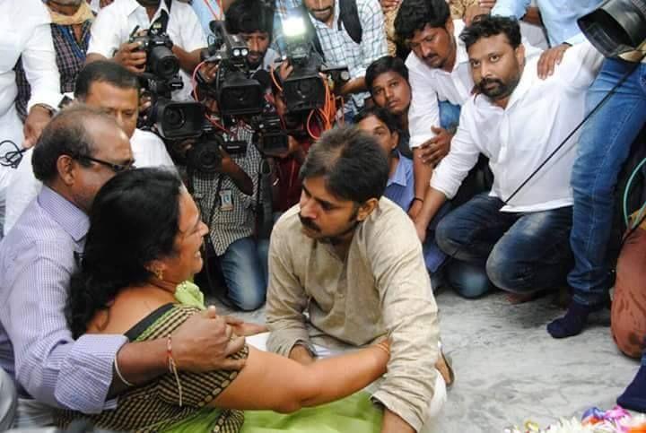 Pawan Kalyan Simplicity Photos