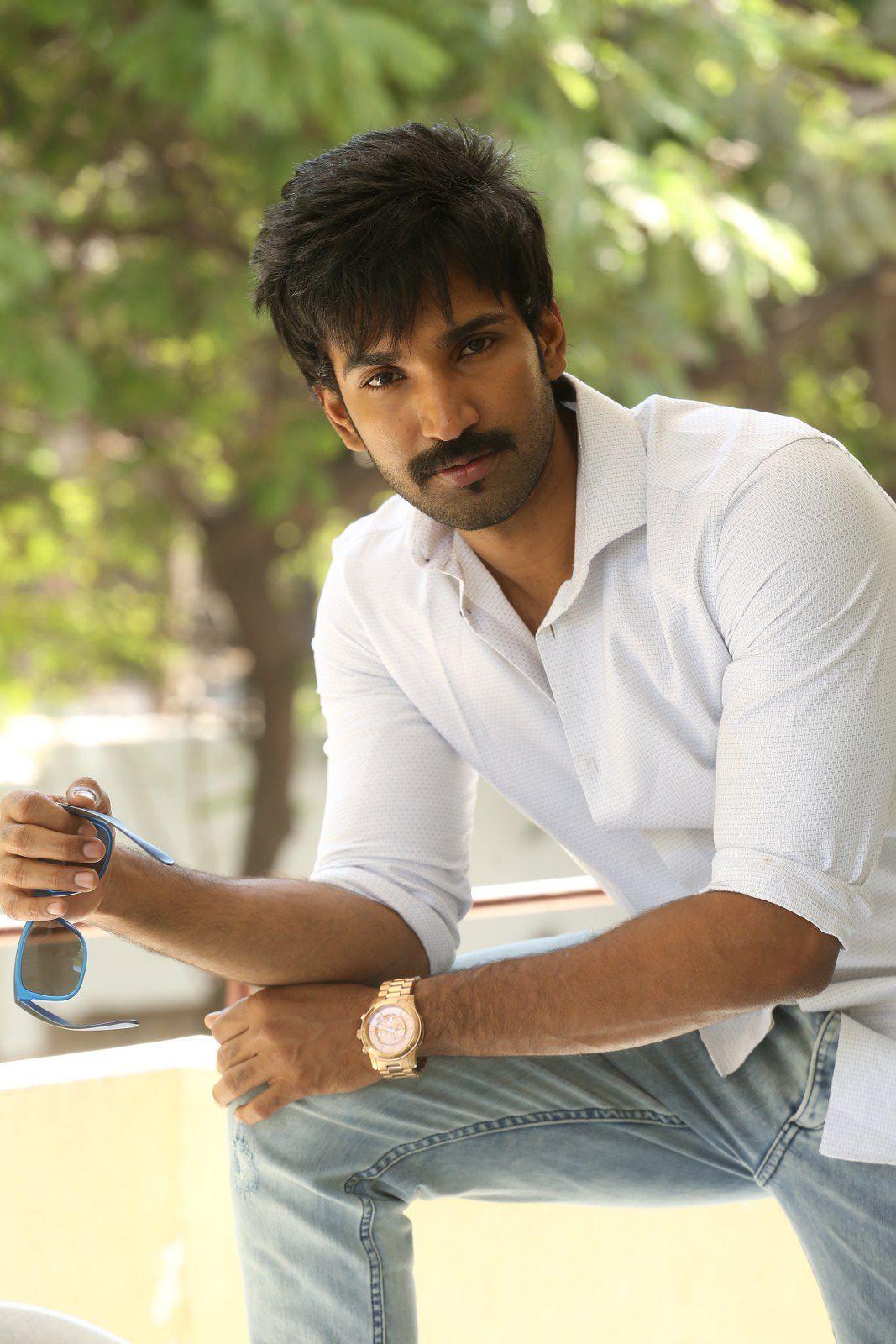 Aadhi Pinisetty Interview Pics