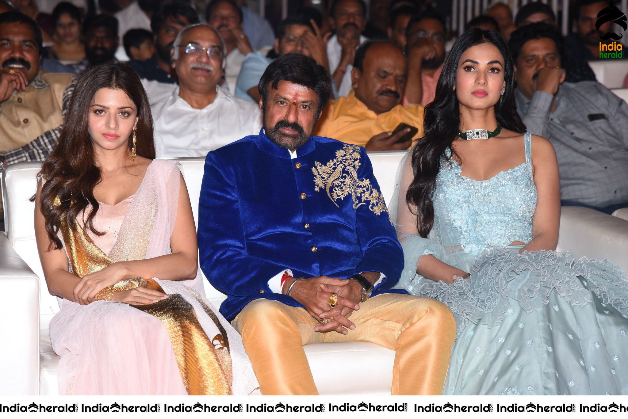 Actor Balayya Sitting between Vedika and Sonal Chauhan Set 2