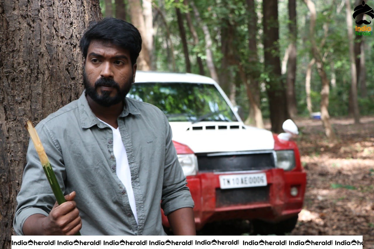 Actor Praveen Photos from Trip Shooting Spot Set 2