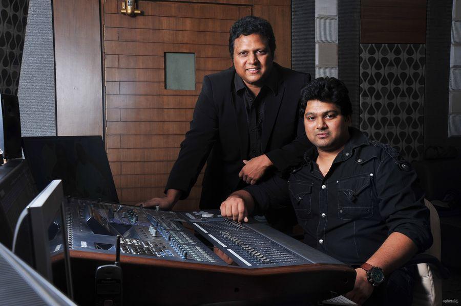 Jadoogadu Music Director Saagar Mahati