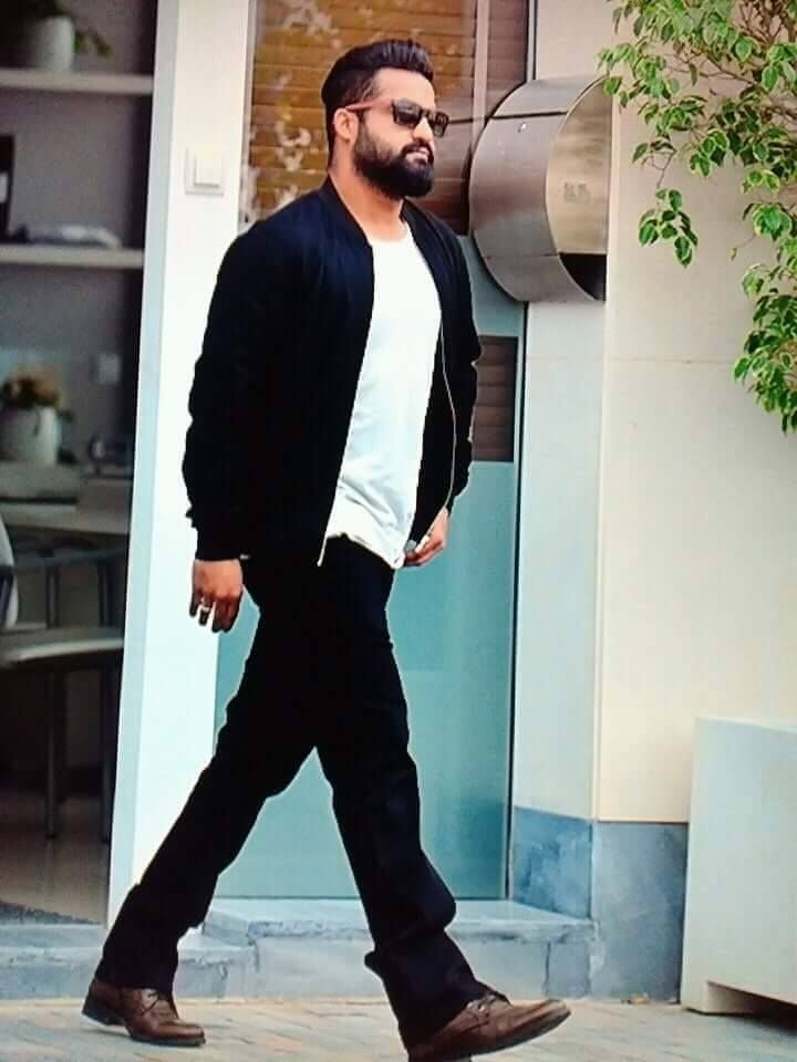 Latest Jr NTR Stunning Stills from Nannaku Prematho