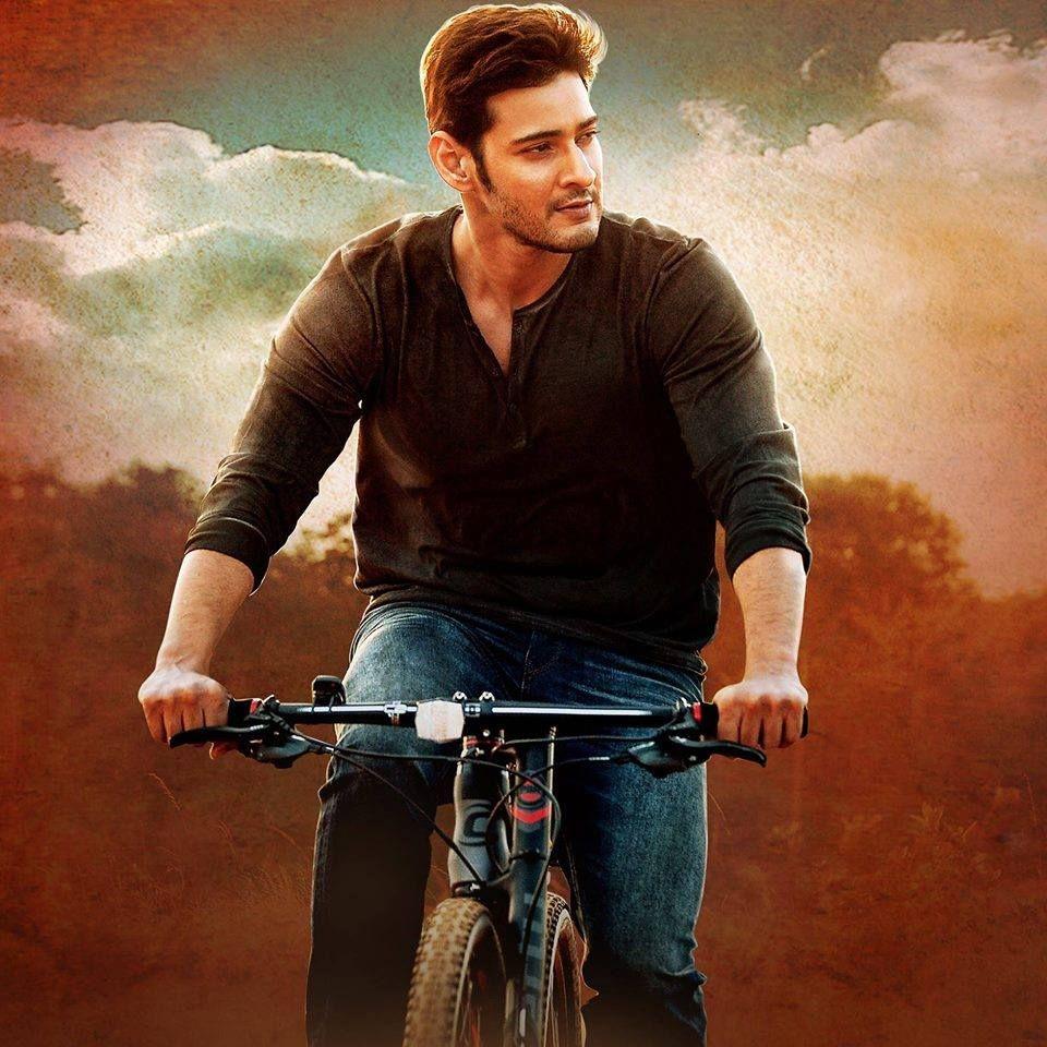 Mahesh Babu Stylish Photos in Srimanthudu