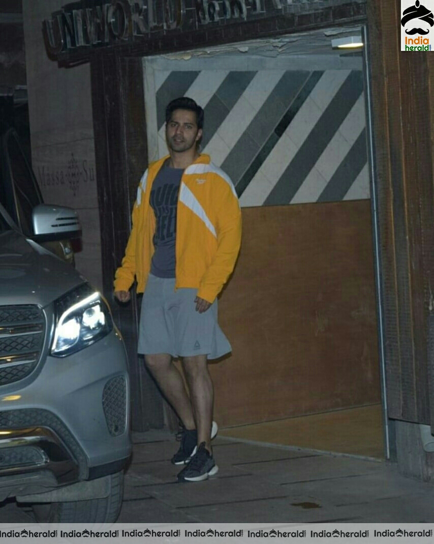 Varun Dhawan Spotted At Gym In Juhu