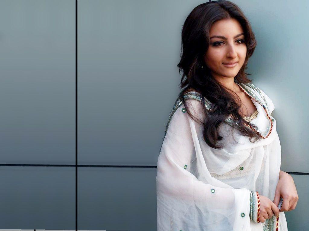 35 Soha Ali Khan All Time Top Best Photos Collections