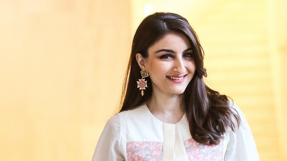 35 Soha Ali Khan All Time Top Best Photos Collections