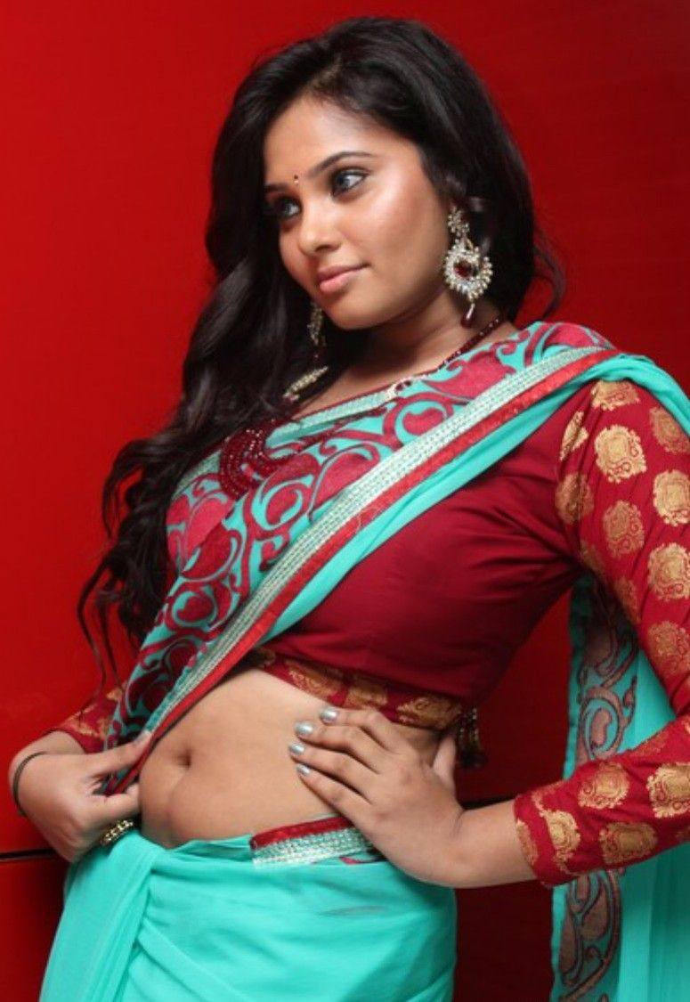 Actress Aarushi Saree Photos