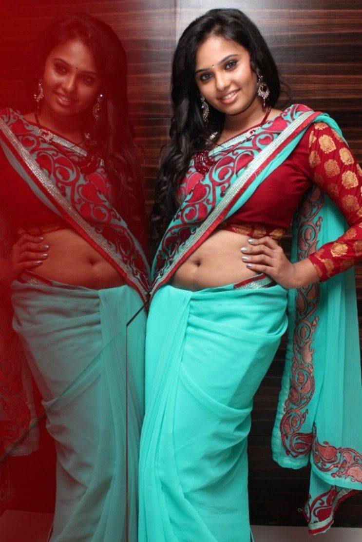 Actress Aarushi Saree Photos