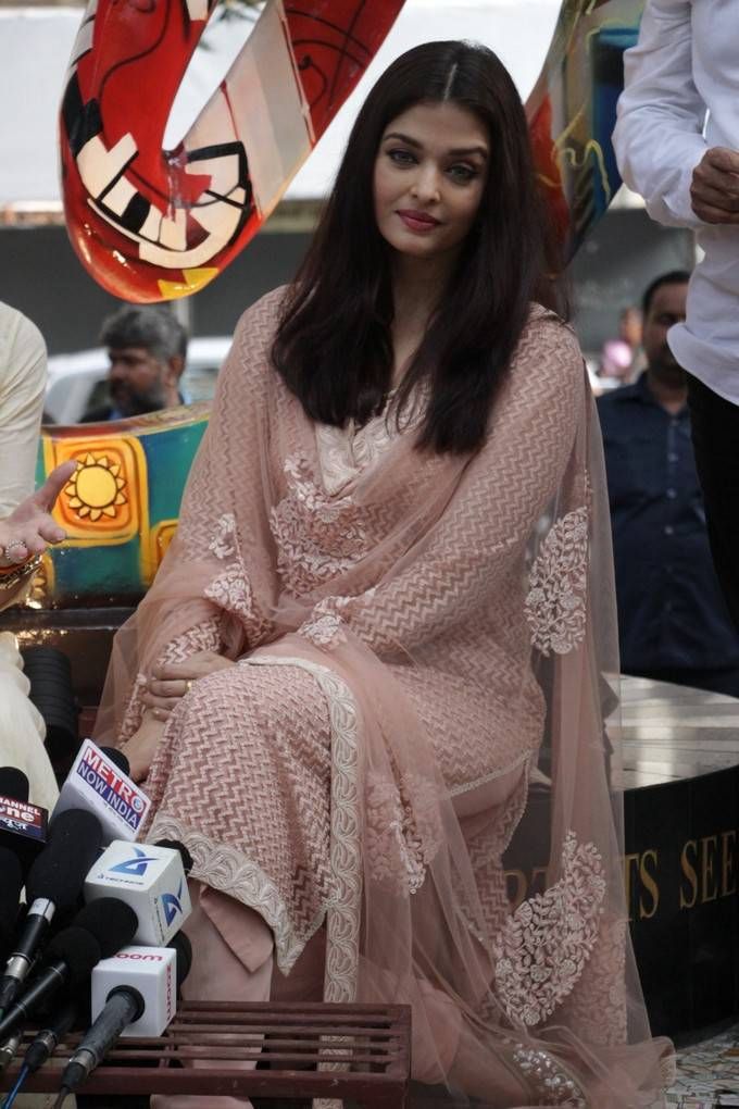 Actress Aishwarya Rai New Stills