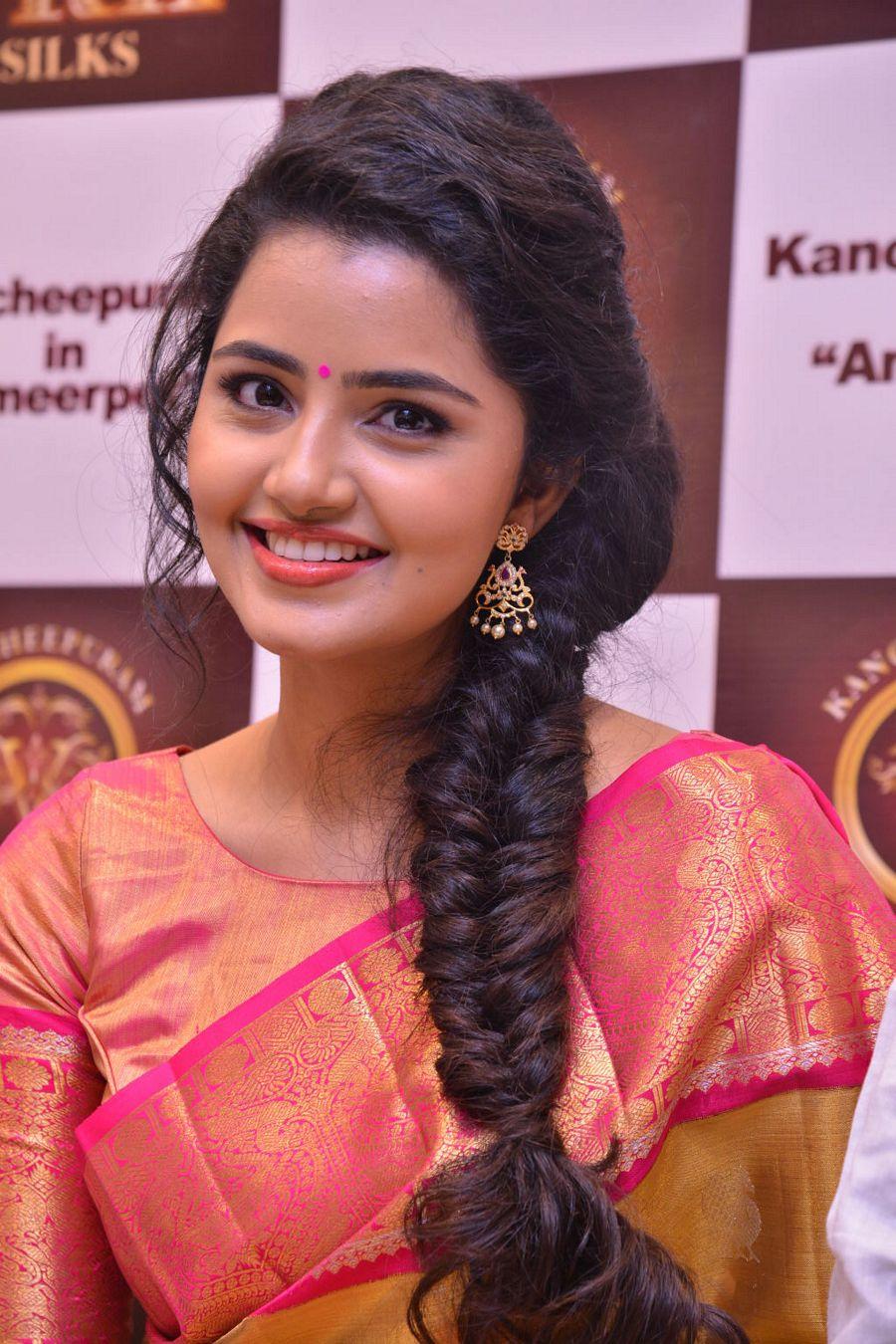 Actress Anupama Parameswaran Latest Saree Photos