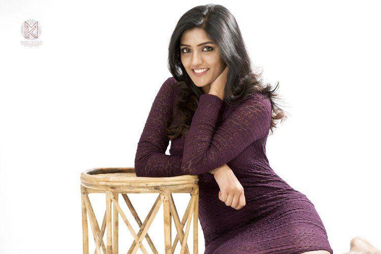 Actress Eesha Rebba Latest Stunning Photoshoot Stills