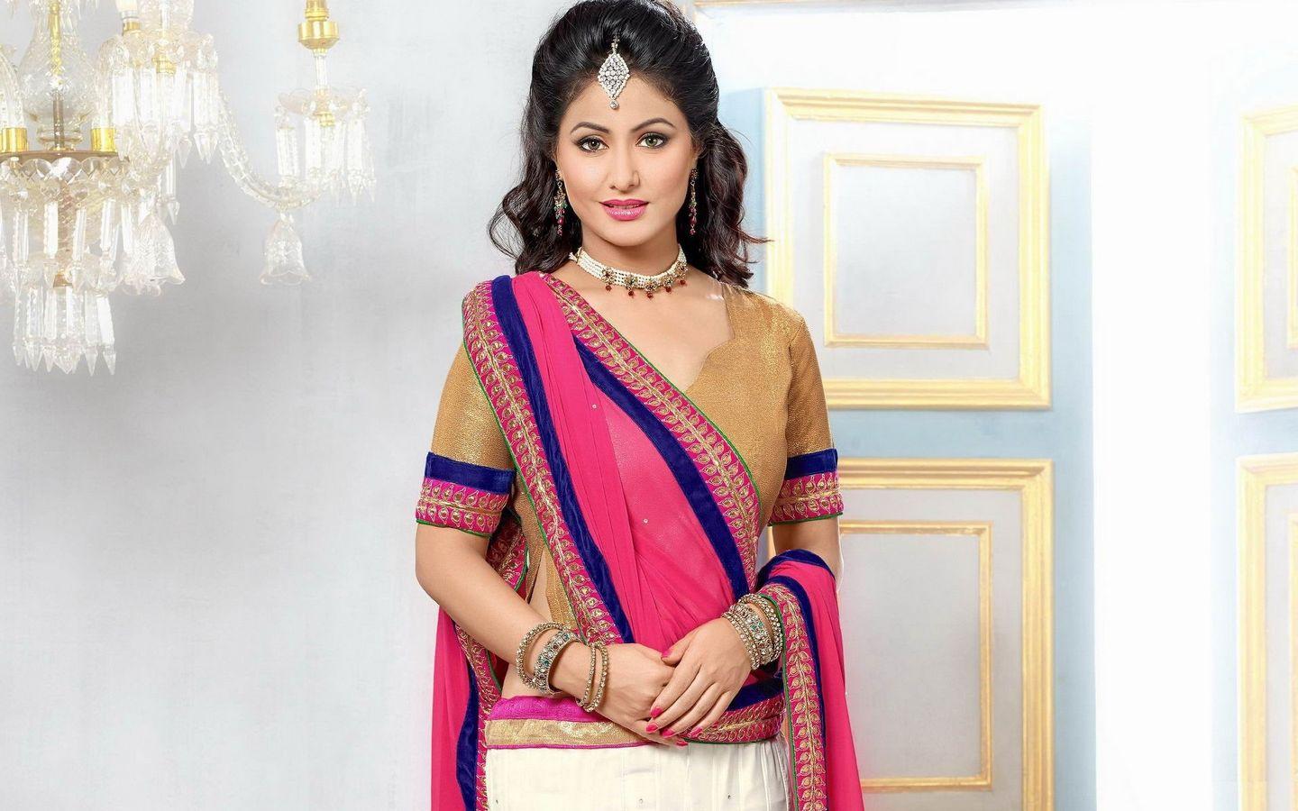 Actress Hina Khan HD All Images Gallery