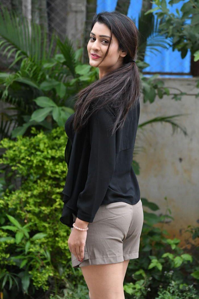 Actress Payal Rajput Latest Photo Gallery