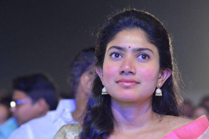 Actress Sai Pallavi Latest 2017 Photo Stills