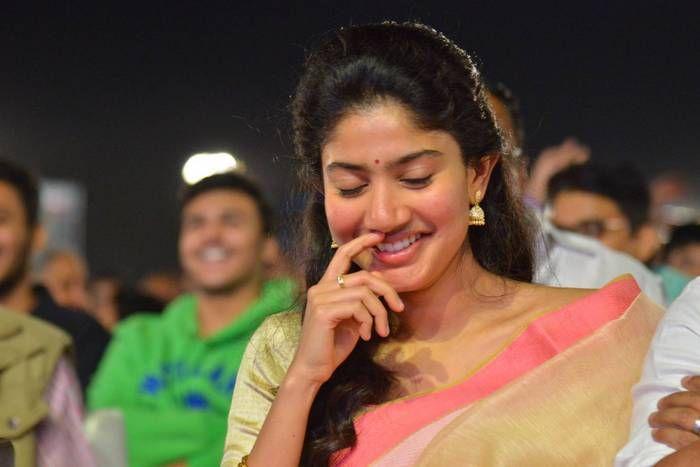 Actress Sai Pallavi Latest 2017 Photo Stills