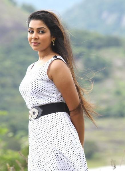 Actress Satna Titus Latest Beautiful Stills