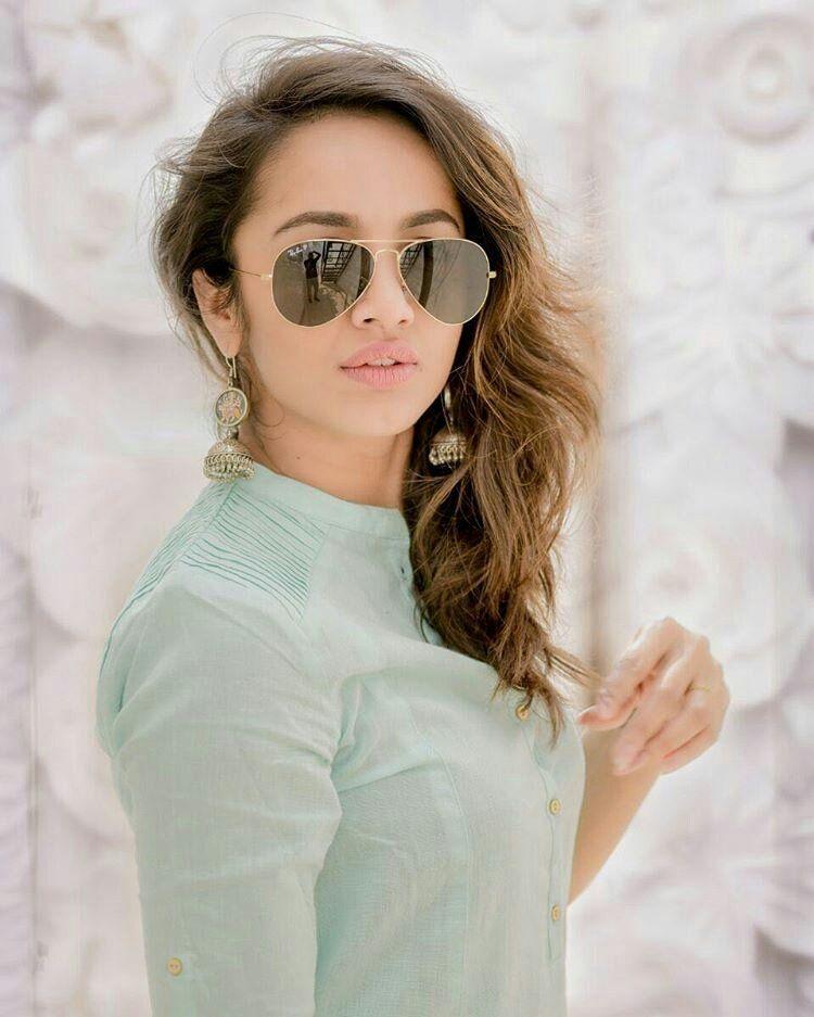 Actress Tejaswi Madivada New Photoshoot Stills