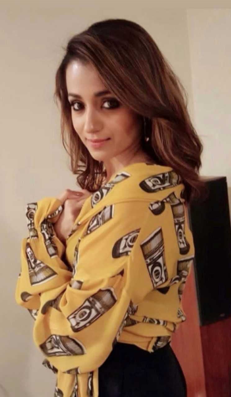 Actress Trisha Latest PhotoPics