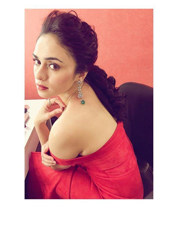 Amruta Khanvilkar Latest Photoshoot Stills