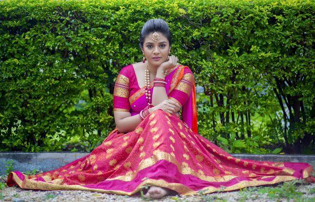 Serial Actress Shivani Narayanan Beautiful In Blue Saree Stills. Latest  Indian Hollywood Movies Updates, Branding Online and Actress Gallery HD  phone wallpaper | Pxfuel