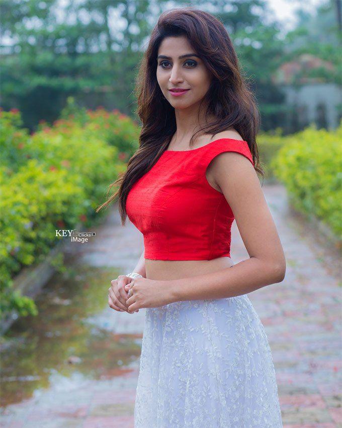 Anchor Varshini Sounderajan Latest Photoshoot Stills