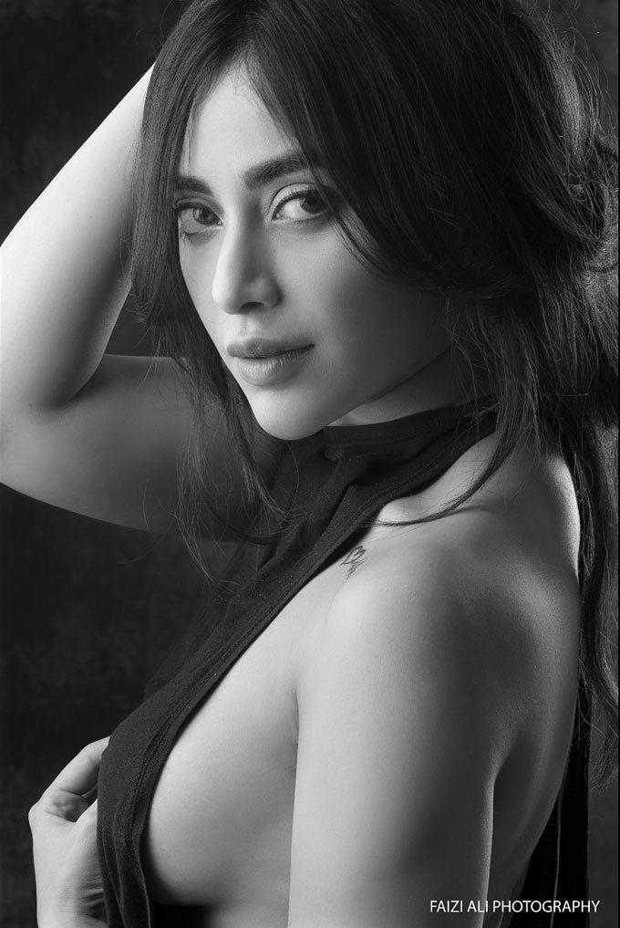 Angela Krislinzki New Unseen Photo Stills