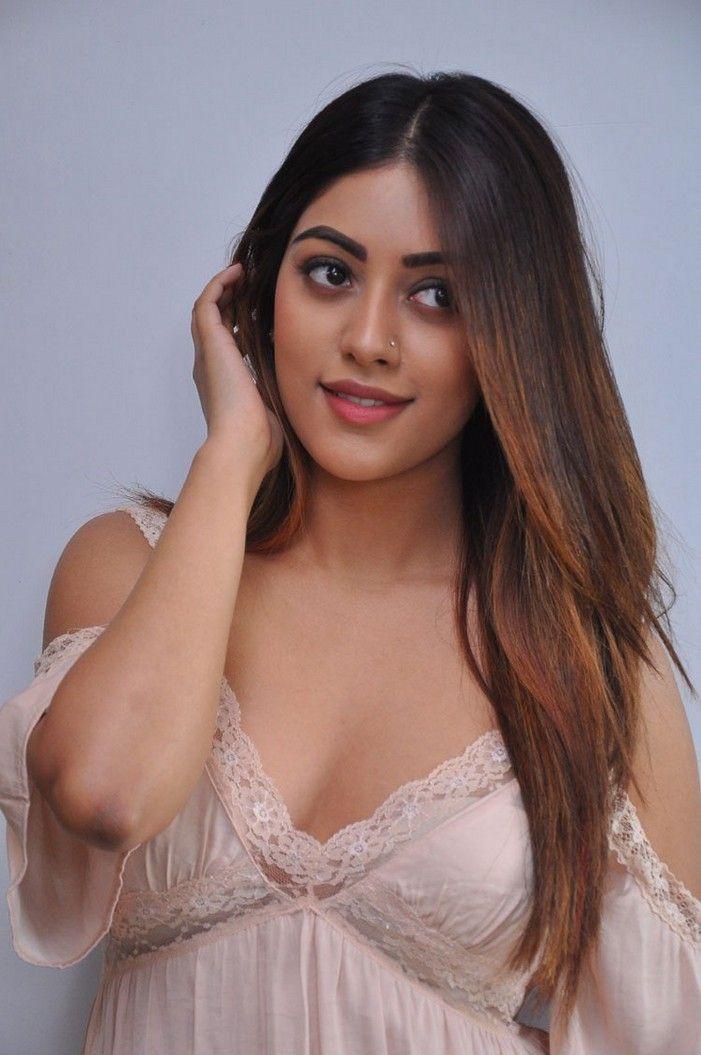 Anu Emmanuel Hot 2017 Latest Photo Stills