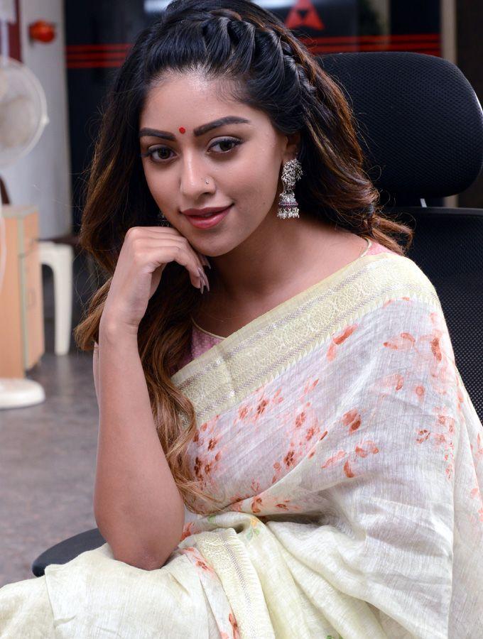 Anu Emmanuel Latest 2018 Photo Stills