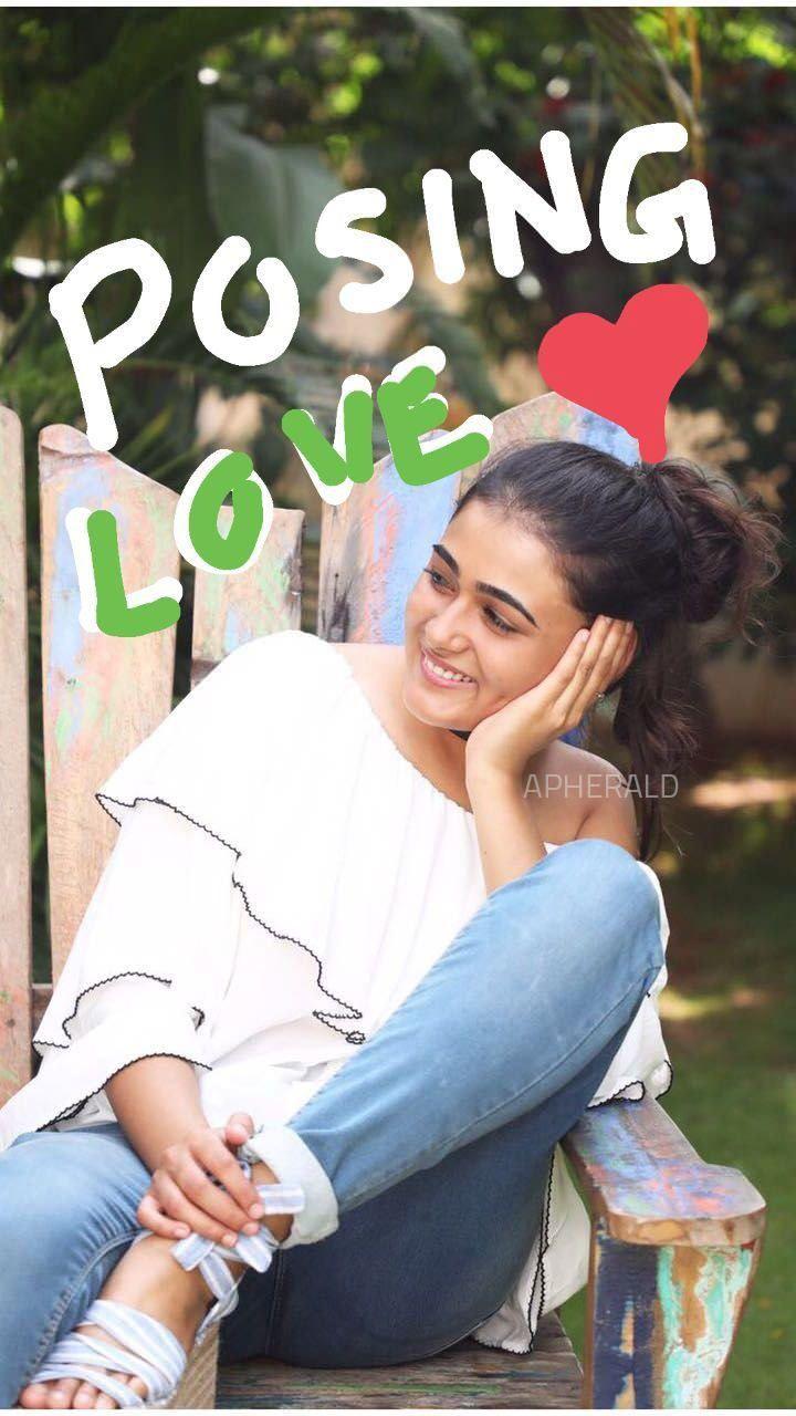 https://www.indiaherald.com/ImageStore/images/movies/movies-actress/Arjun-Reddy-Fame-Shalini-Pandey-Rare--Unseen-Photos55.jpg