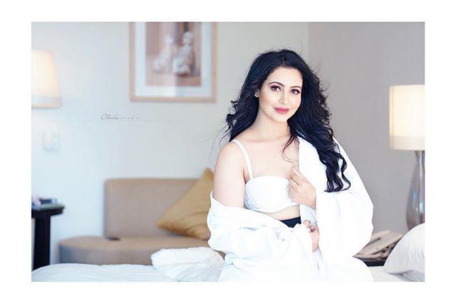 Bigg Boss fame Nandini Rai Latest Unseen Photo Stills