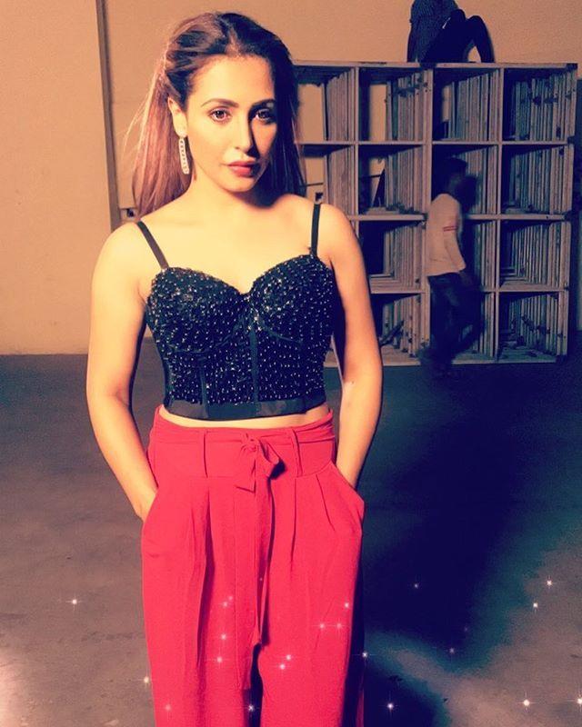 Bigg Boss fame Nandini Rai Latest Unseen Photo Stills