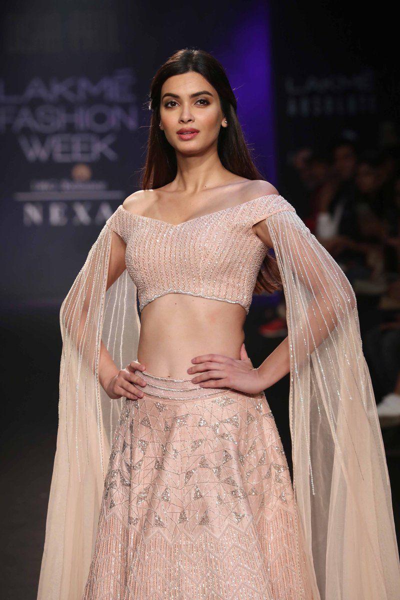 Bollywood Actress Showstoppers at Lakme Fashion Week 2018