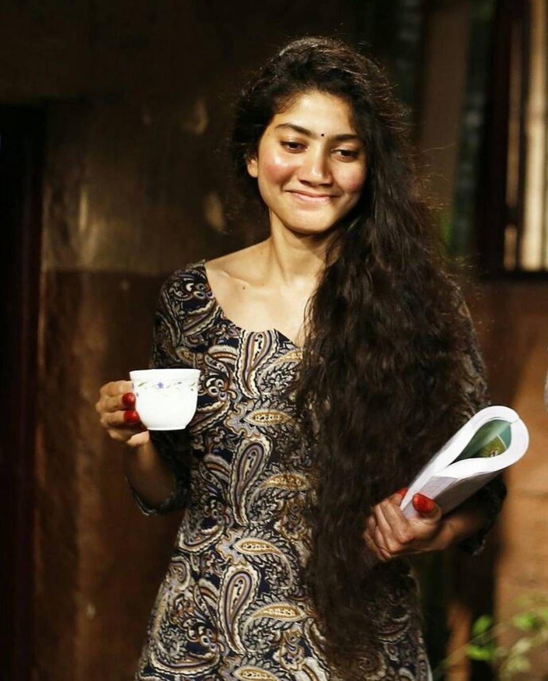 Cute Actress Sai Pallavi Latest Unseen Photo Stills