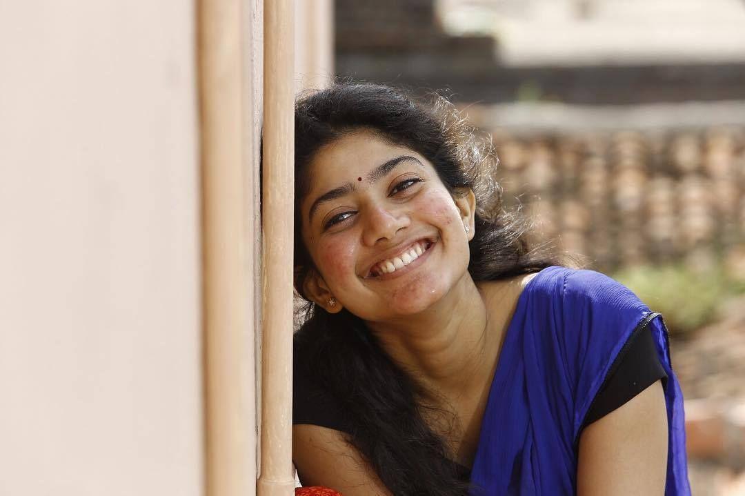 Cute Actress Sai Pallavi Latest Unseen Photo Stills