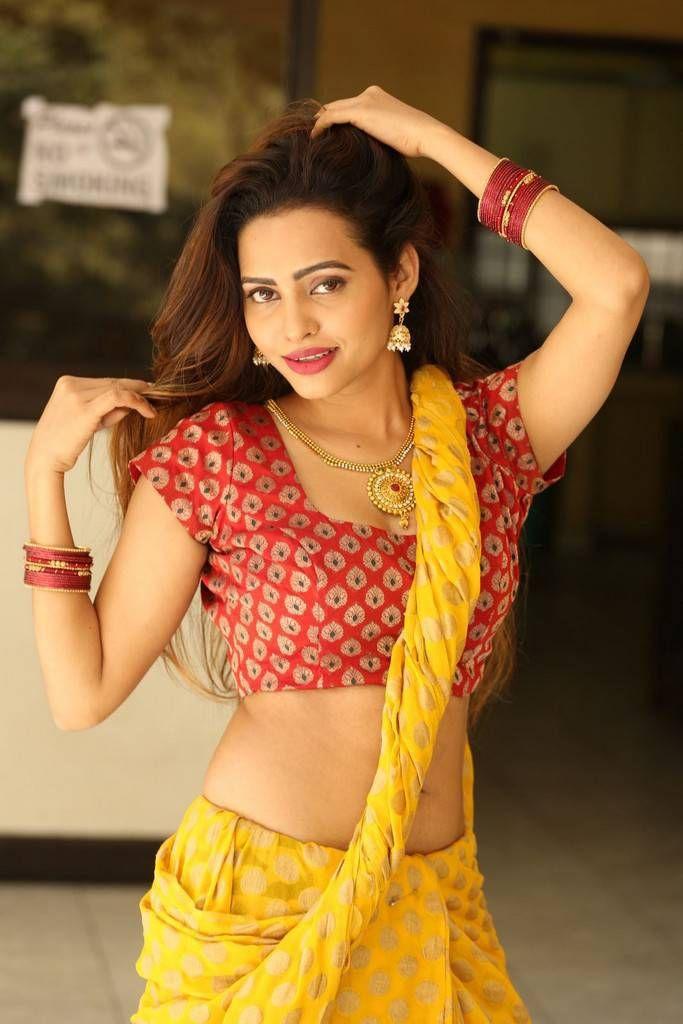 Geeta Shah Latest Hot Yellow Saree Photos