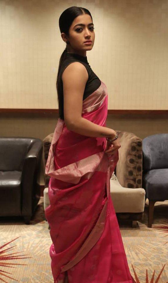 Gorgeous Rashmika Mandanna looks stunning in Pink Saree