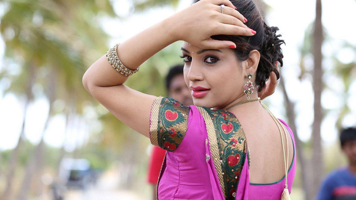 Herione Diksha Panth Hot & Spicy Photos