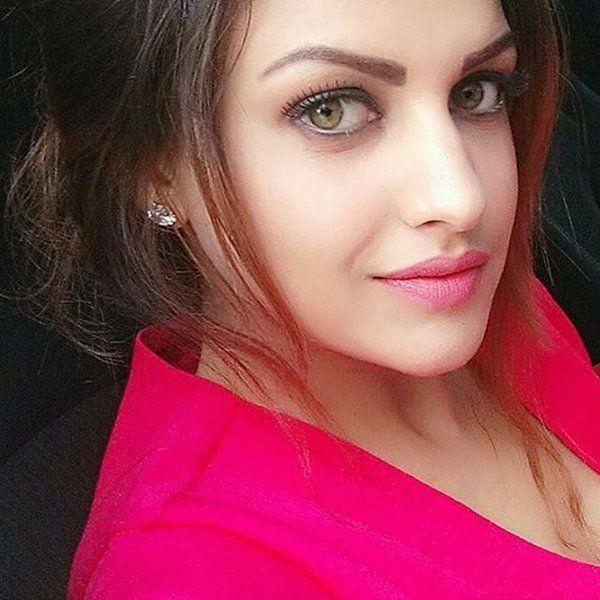 Himanshi Khurana Hot & SPicy Unseen Photos