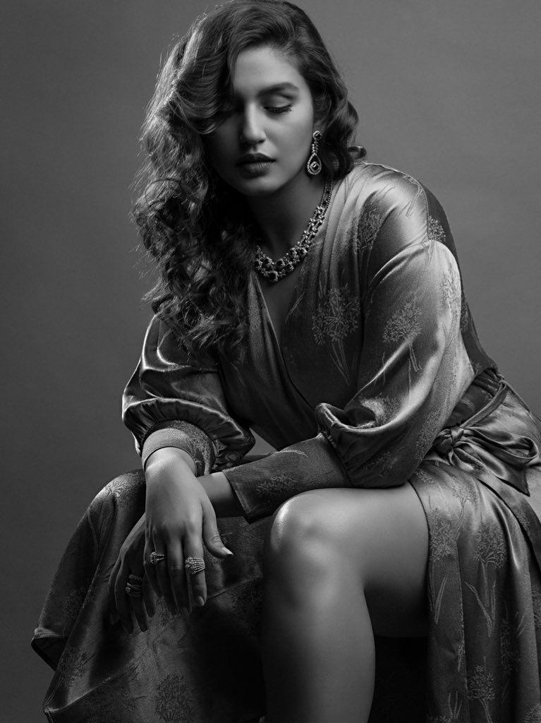 Huma Qureshi Latest Hot & Spicy Photoshoot Stills