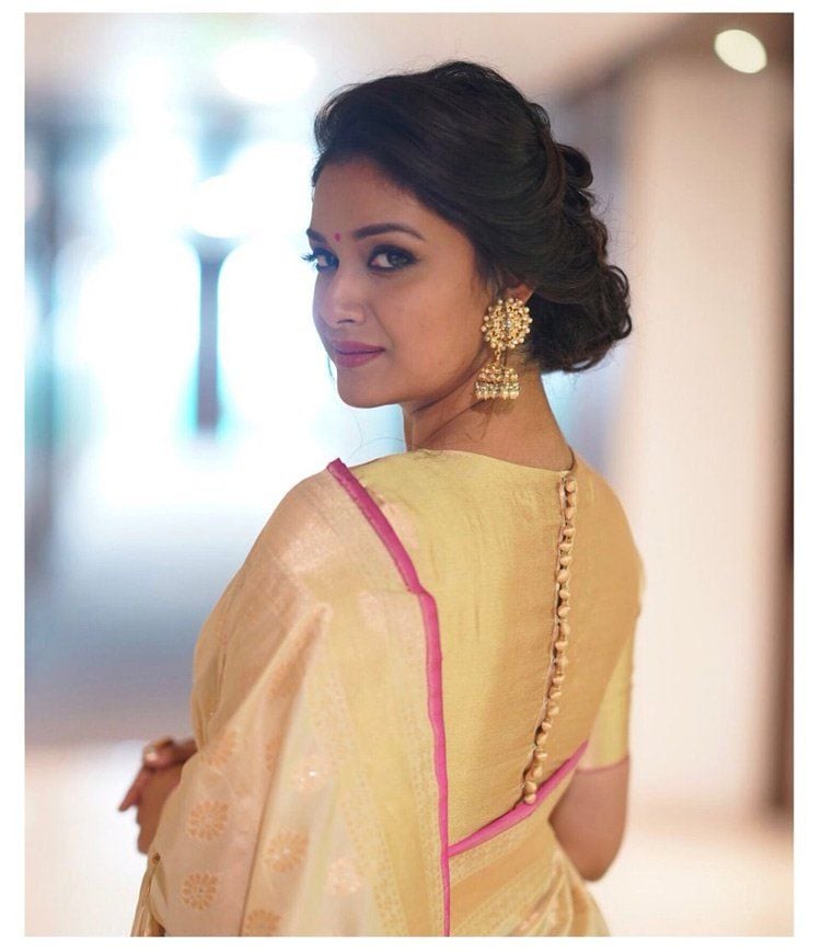 Keerthy Suresh New Images & Stills