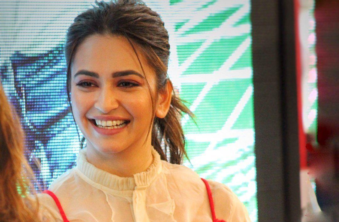 Kriti Kharbanda Recent Photos