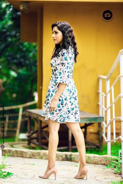 Latest Clicks of Gorgeous Anchor Rashmi Gautam