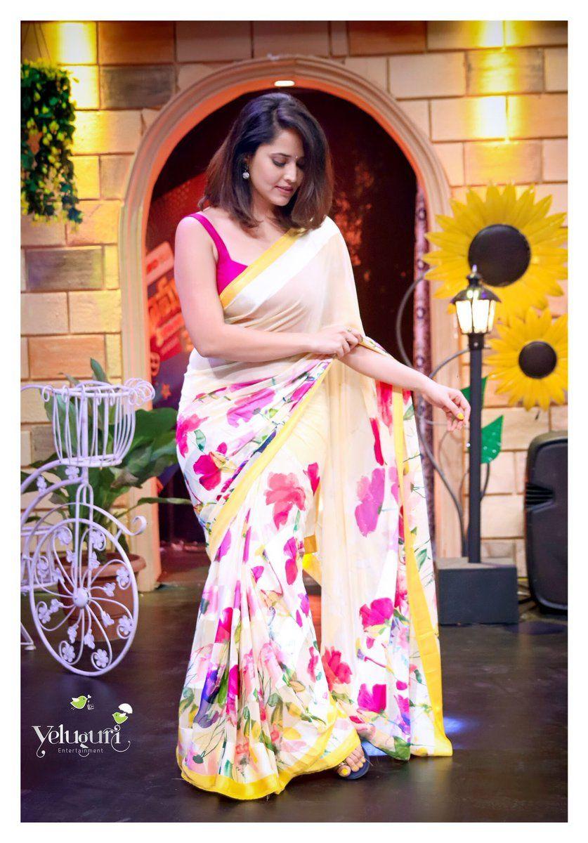 Latest Photos Anchor Anasuya’s Stunning look in Saree's