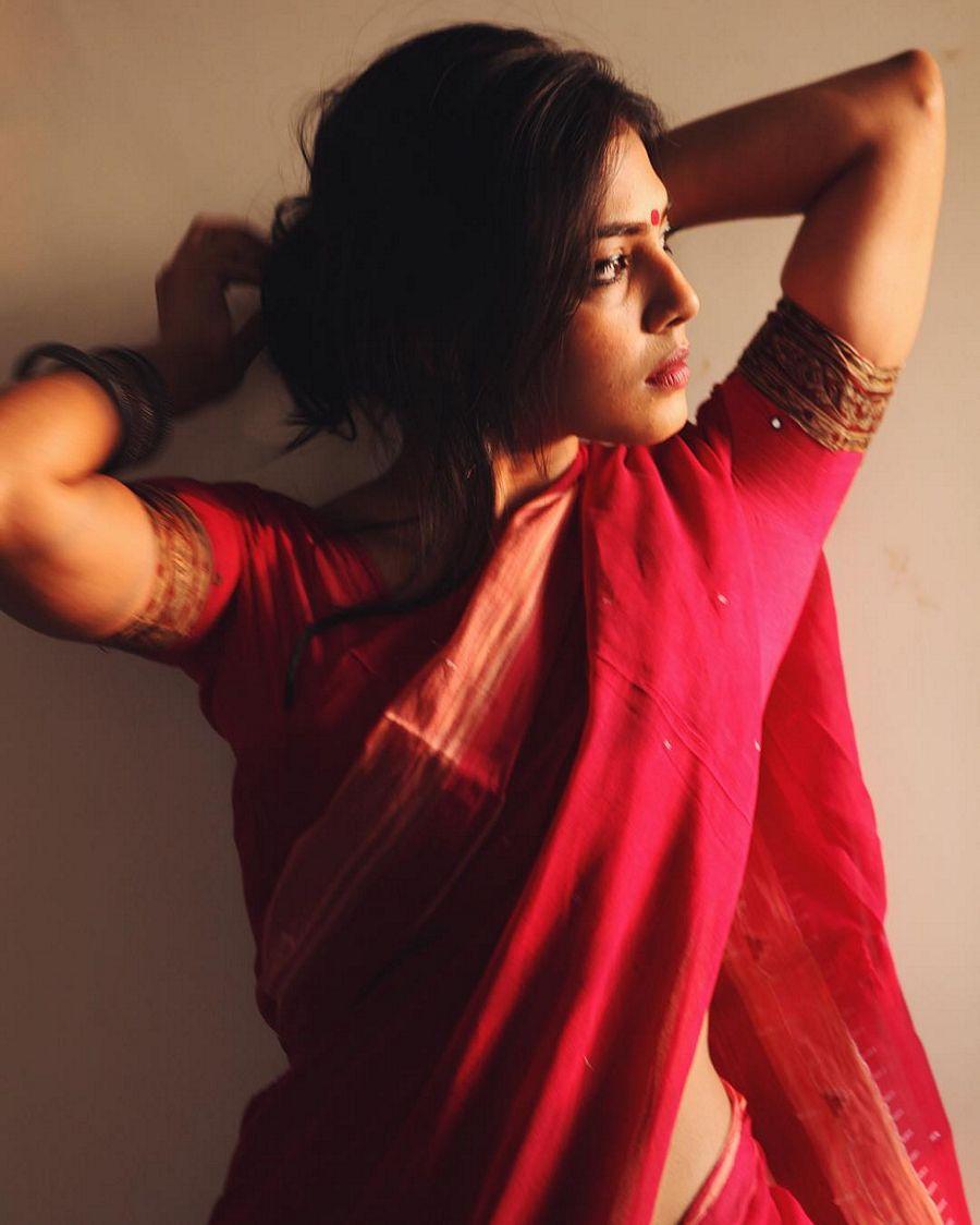 Actress Malavika Mohanan Latest Stills