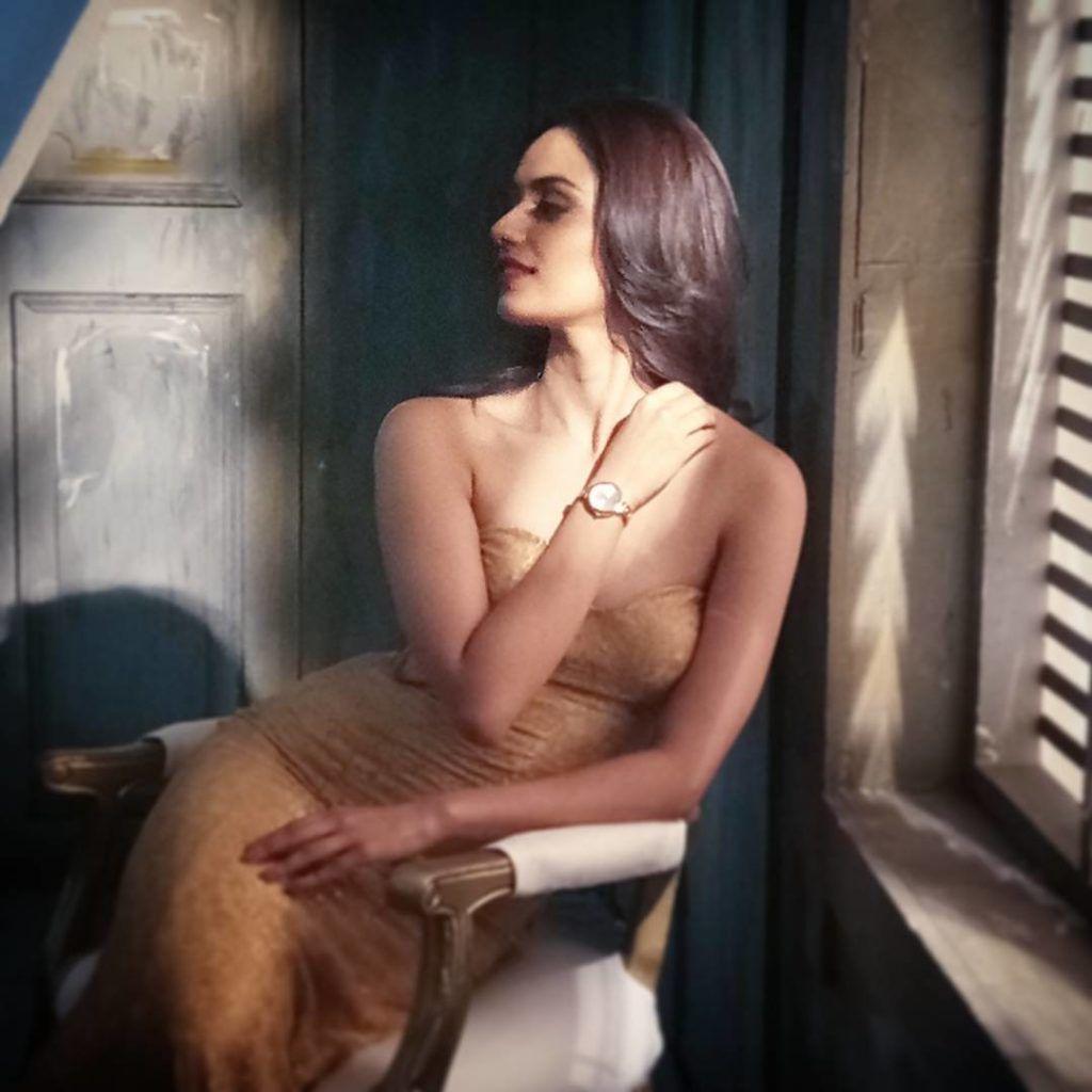 Miss World 2017 Manushi Chhillar sets the temperature soaring with her Photos