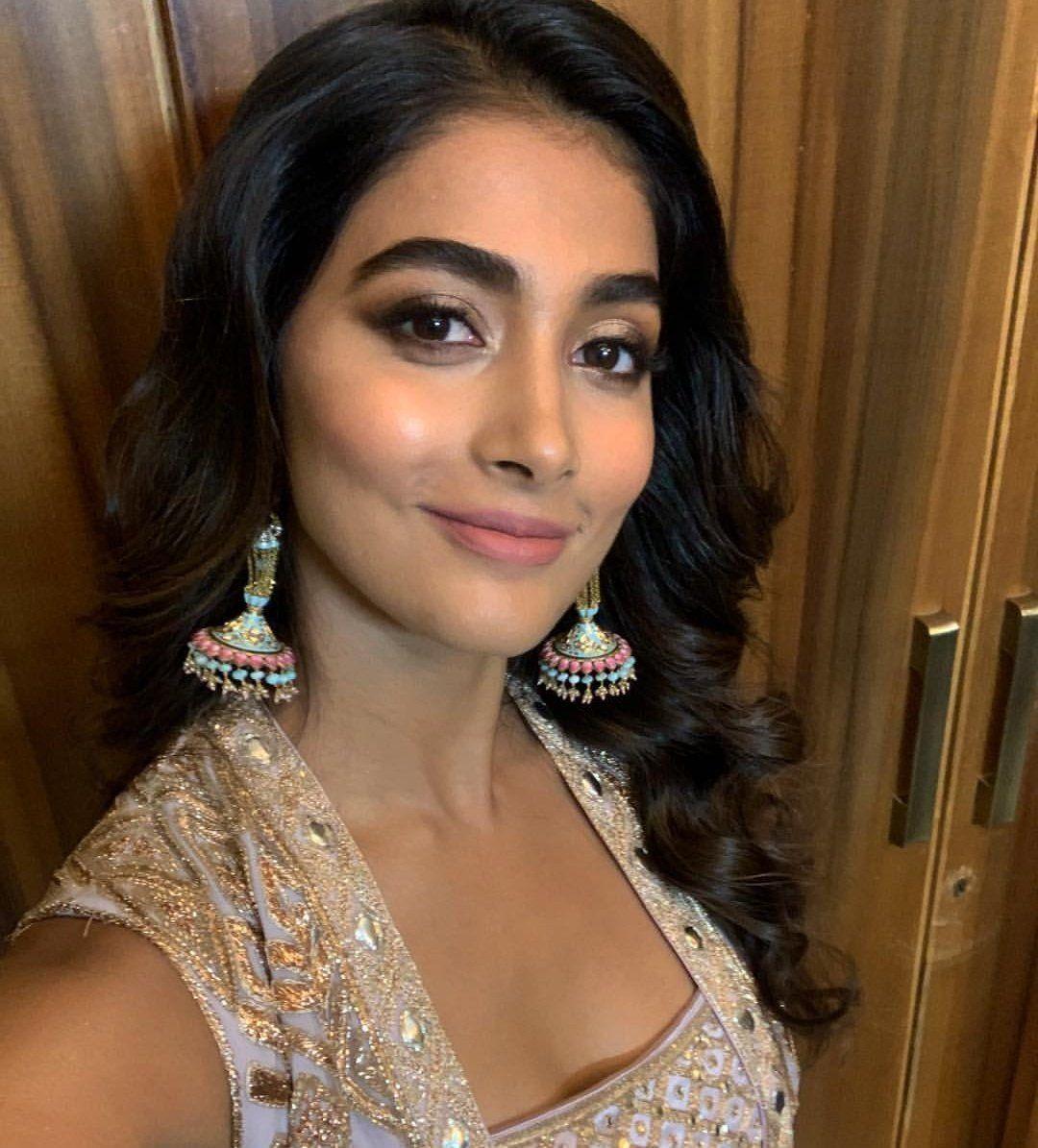 Pooja Hegde Recent New Stills