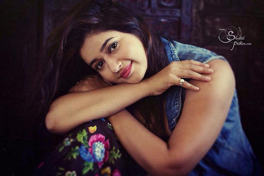 Poonam Bajwa Sexy Stills