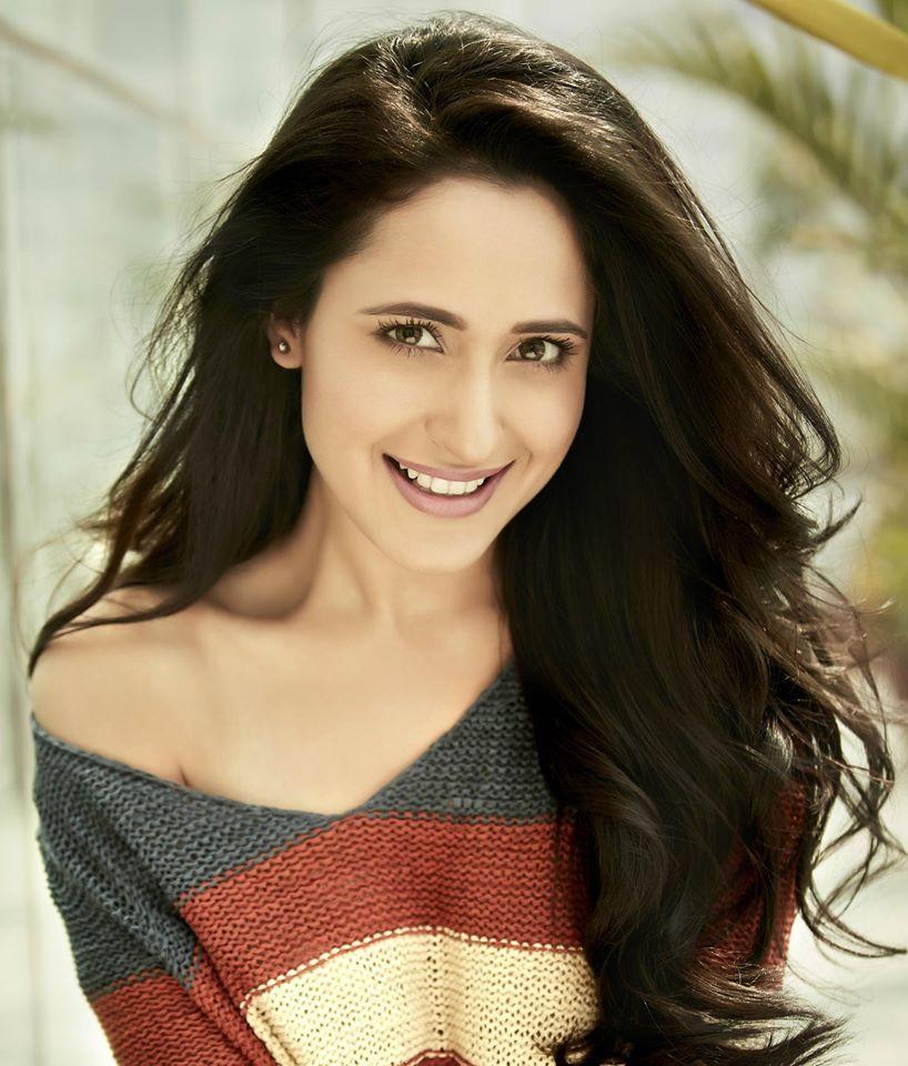 Pragya Jaiswal Sexy Photos